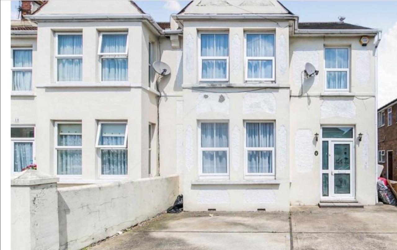 Grandeur Holiday Home, With Free Parking Clacton-on-Sea Luaran gambar